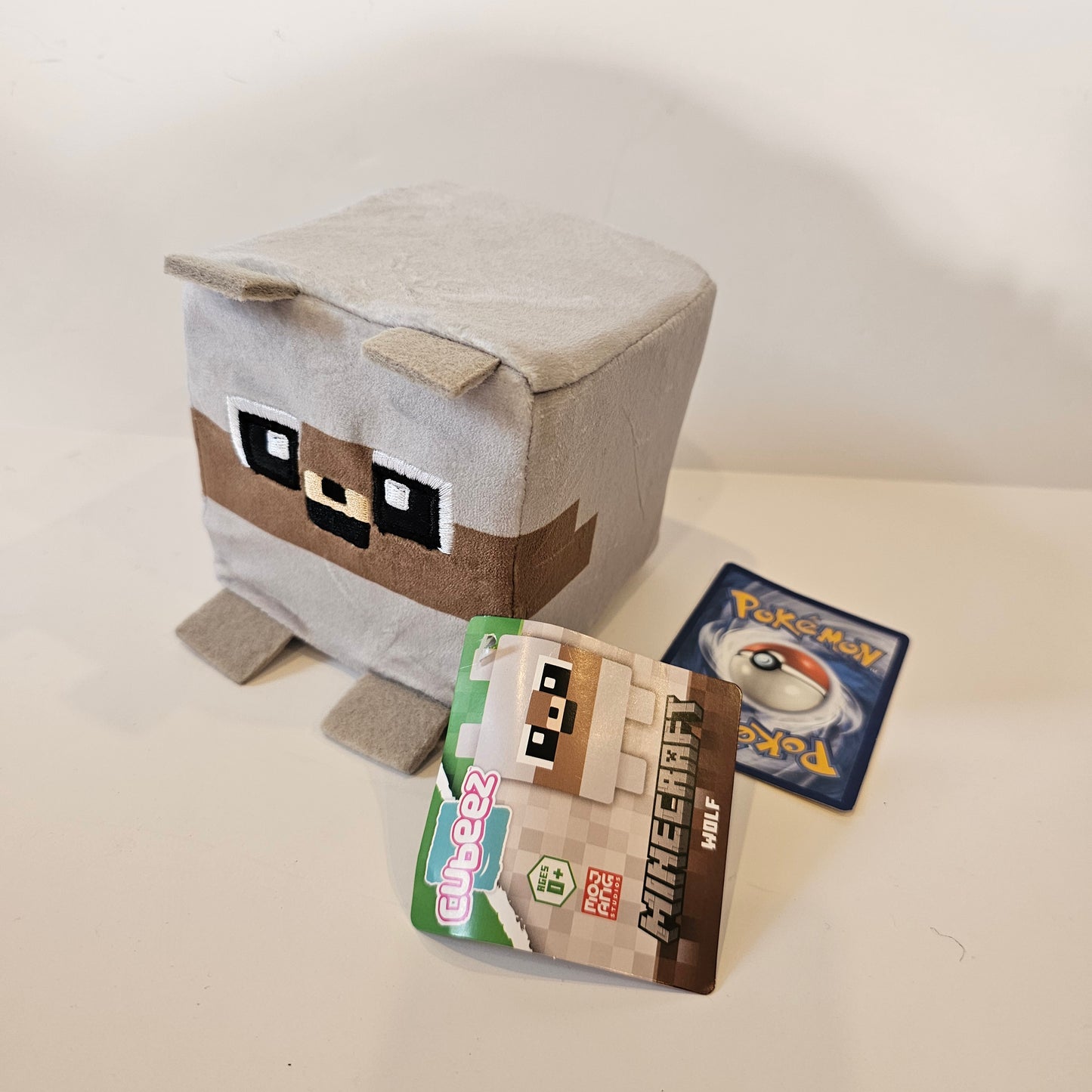 マインクラフト キューブズ ウルフぬいぐるみ