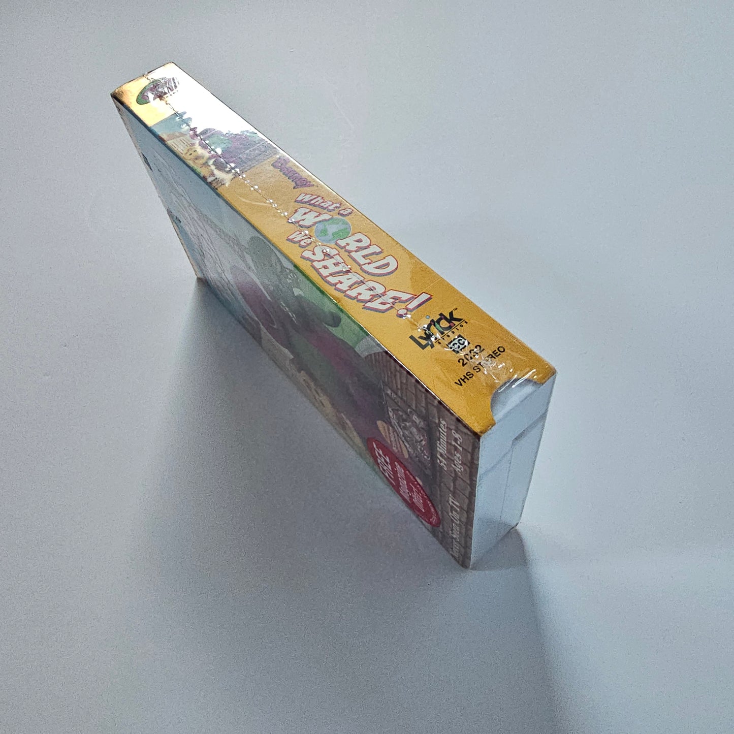 ヴィンテージ バーニー ワット ア ワールド ウィ シェア VHS - 未開封 (1998)