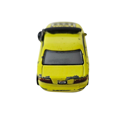 Disney Pixar Cars Earl Filter Leak Less Crew Chief 1:55 Diecast